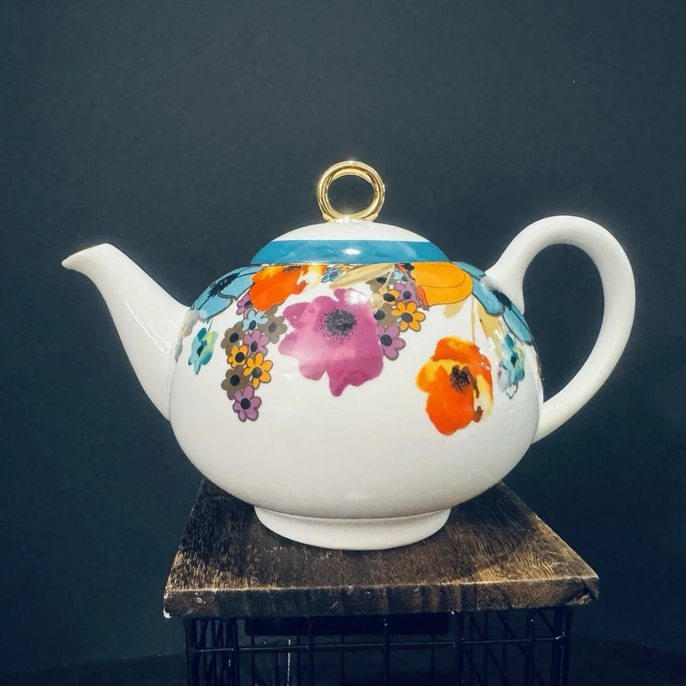 Grace Teaware Meadow Joy Fine Porcelain Teapot with Gold Trim